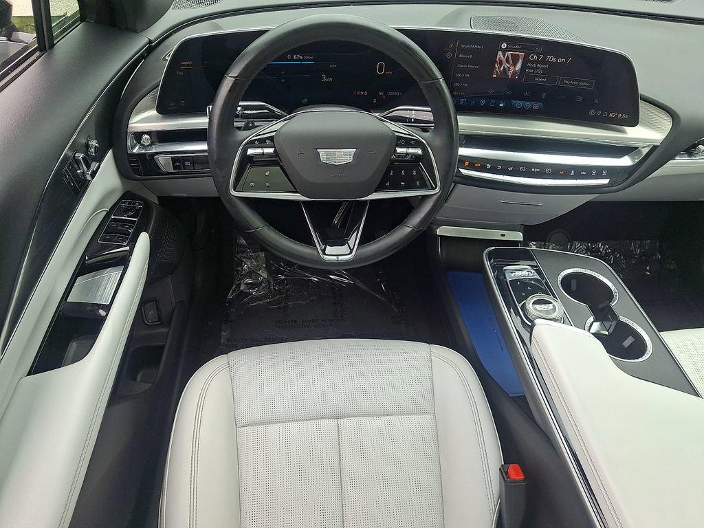 Used 2024 Cadillac Lyriq Sport AWD/4WD image 11