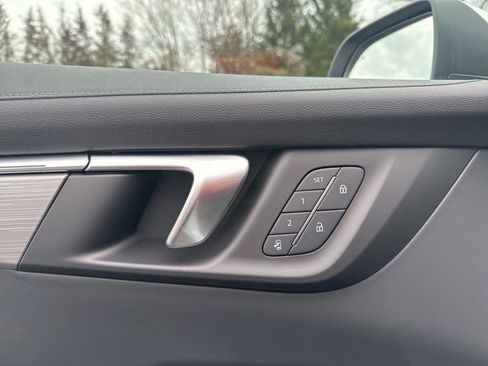 New 2026 Buick Enclave Preferred w/ Power Package image 24