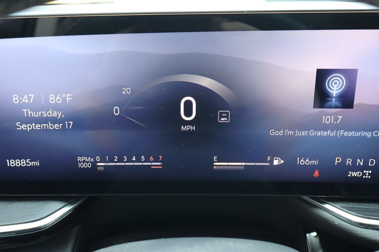 Used 2024 Buick Envision Preferred AWD/4WD image 9