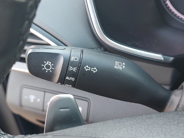 Used 2023 Hyundai Santa Fe SEL FWD image 22