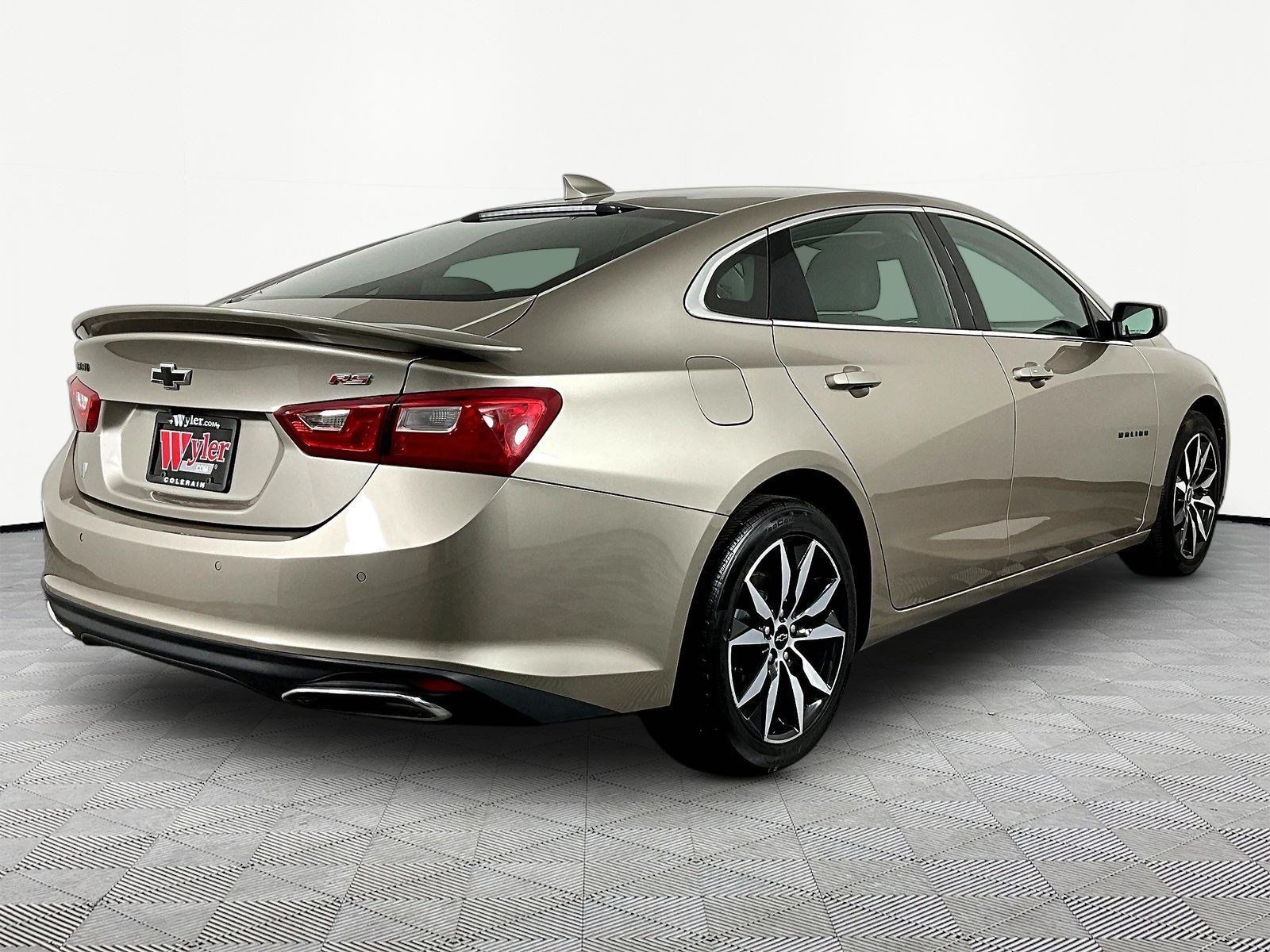 Used 2024 Chevrolet Malibu RS FWD image 6