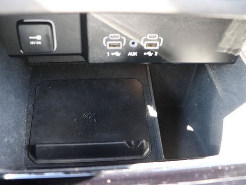 Used 2024 Jeep Wagoneer Series III AWD/4WD image 45