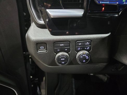 Used 2022 Chevrolet Silverado 1500 LT w/ Max Trailering Package AWD/4WD image 37