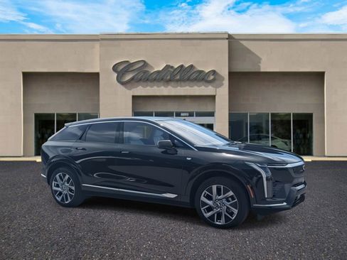 New 2025 Cadillac Optiq Luxury 1 image 1