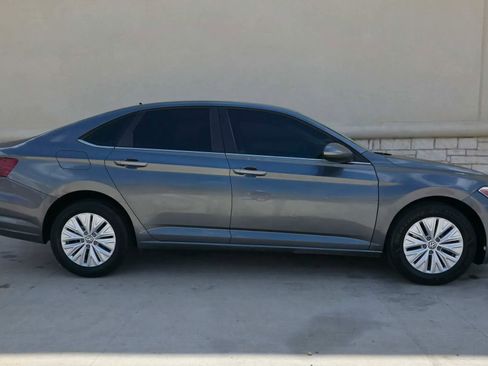Used 2019 Volkswagen Jetta S w/ Driver Assistance Package image 2