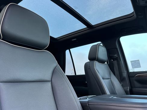 Used 2023 Chevrolet Tahoe Premier image 18