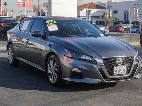 Certified 2022 Nissan Altima 2.5 S image 4