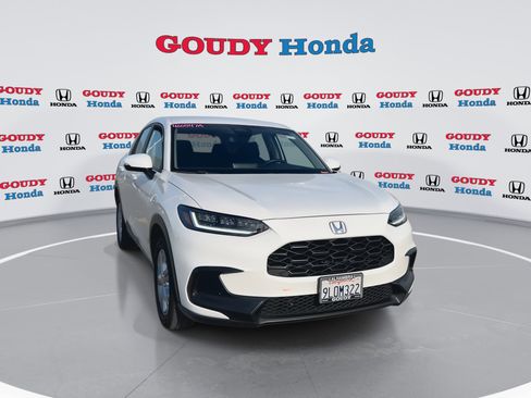 Certified 2024 Honda HR-V LX image 3