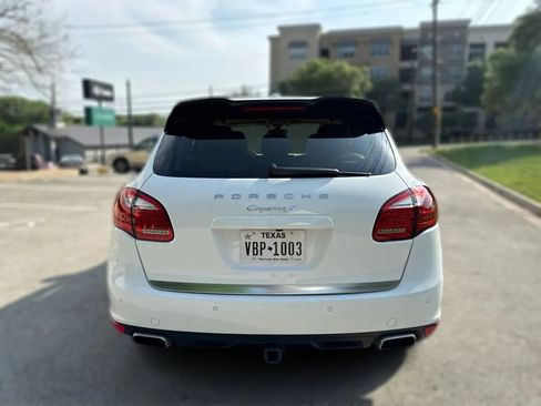 Used 2014 Porsche Cayenne S image 6