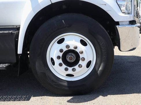 Used 2016 Ford F650 2WD Crew Cab Super Duty image 37
