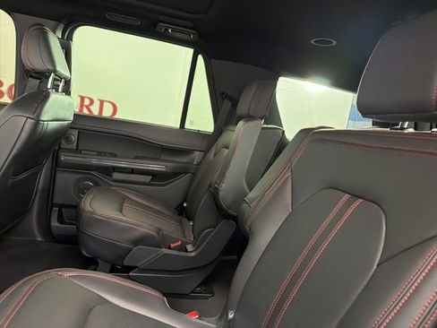 Used 2024 Ford Expedition Limited AWD/4WD image 13