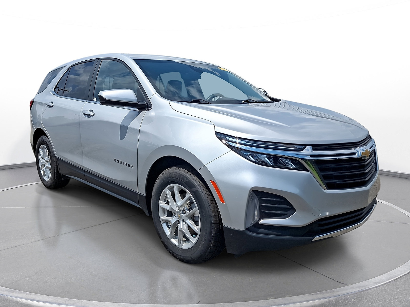 Used 2022 Chevrolet Equinox LT FWD image 1