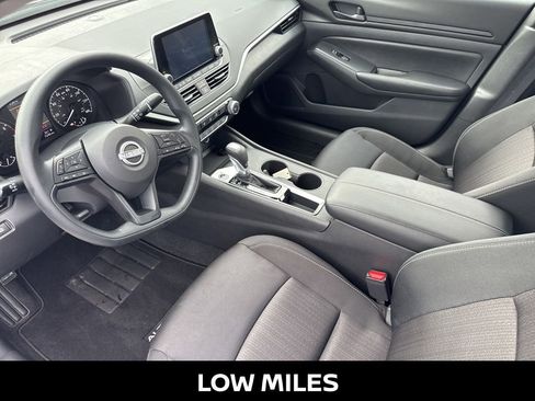 Certified 2025 Nissan Altima 2.5 S image 11