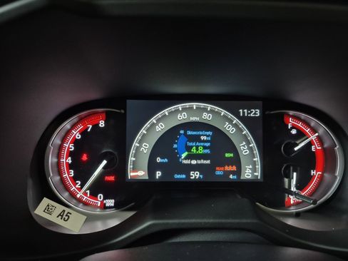 New 2025 Toyota RAV4 XLE image 27