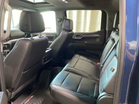 Used 2022 Chevrolet Silverado 1500 LTZ AWD/4WD image 14