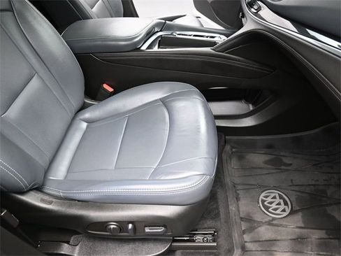 Used 2023 Buick Enclave Essence w/ Experience Buick Package image 28