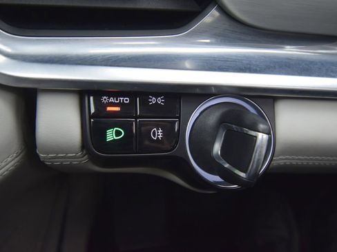 Used 2017 Porsche Panamera Turbo image 43