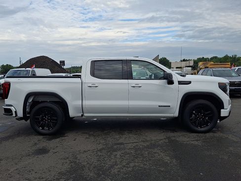 Certified 2024 GMC Sierra 1500 Elevation AWD/4WD image 7