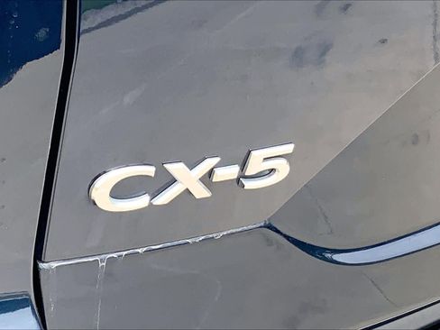Used 2022 MAZDA CX-5 AWD 2.5 S w/ Premium Plus Pkg image 10
