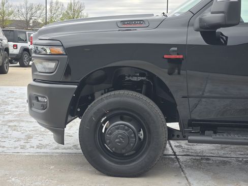 New 2026 RAM 3500 Tradesman AWD/4WD image 5