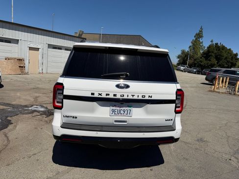Used 2022 Ford Expedition Max Limited AWD/4WD image 4