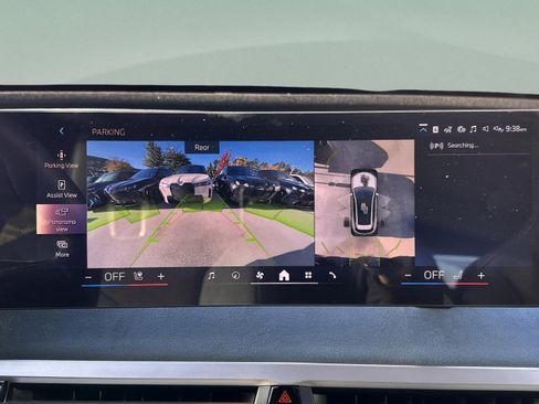 Used 2026 BMW iX xDrive45 w/ Premium Package image 15