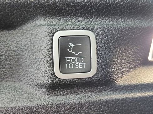 Used 2023 Jeep Grand Cherokee L Laredo RWD image 48