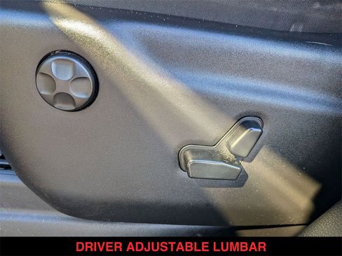 Used 2014 Jeep Grand Cherokee Overland image 22