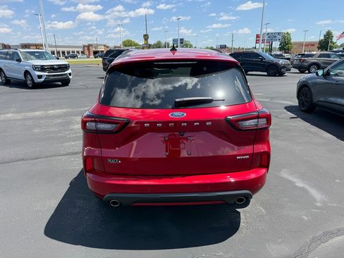 Used 2024 Ford Escape ST-Line w/ Tech Pack #1 AWD/4WD image 5