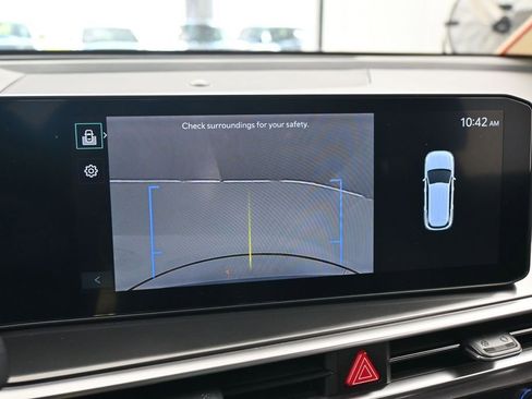 Used 2025 Kia Sorento S FWD image 19