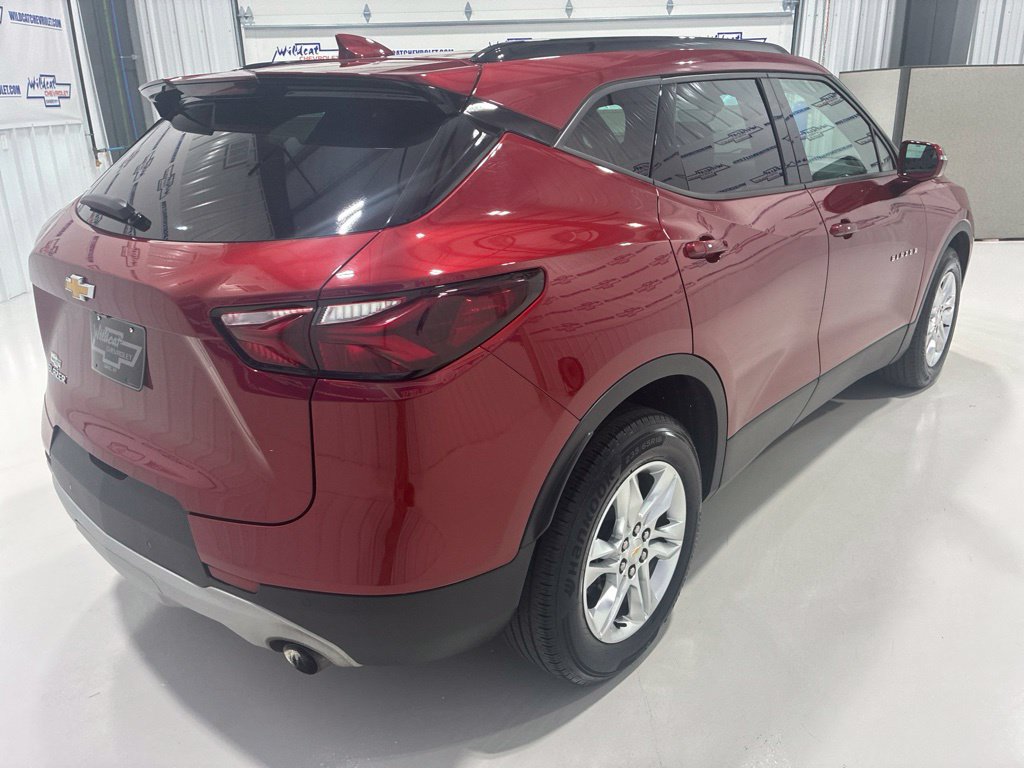 Used 2019 Chevrolet Blazer LT w/ Sound & Technology Package FWD image 6