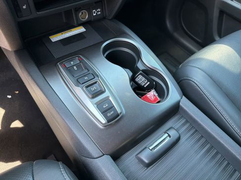 Used 2023 Honda Passport EX-L image 25