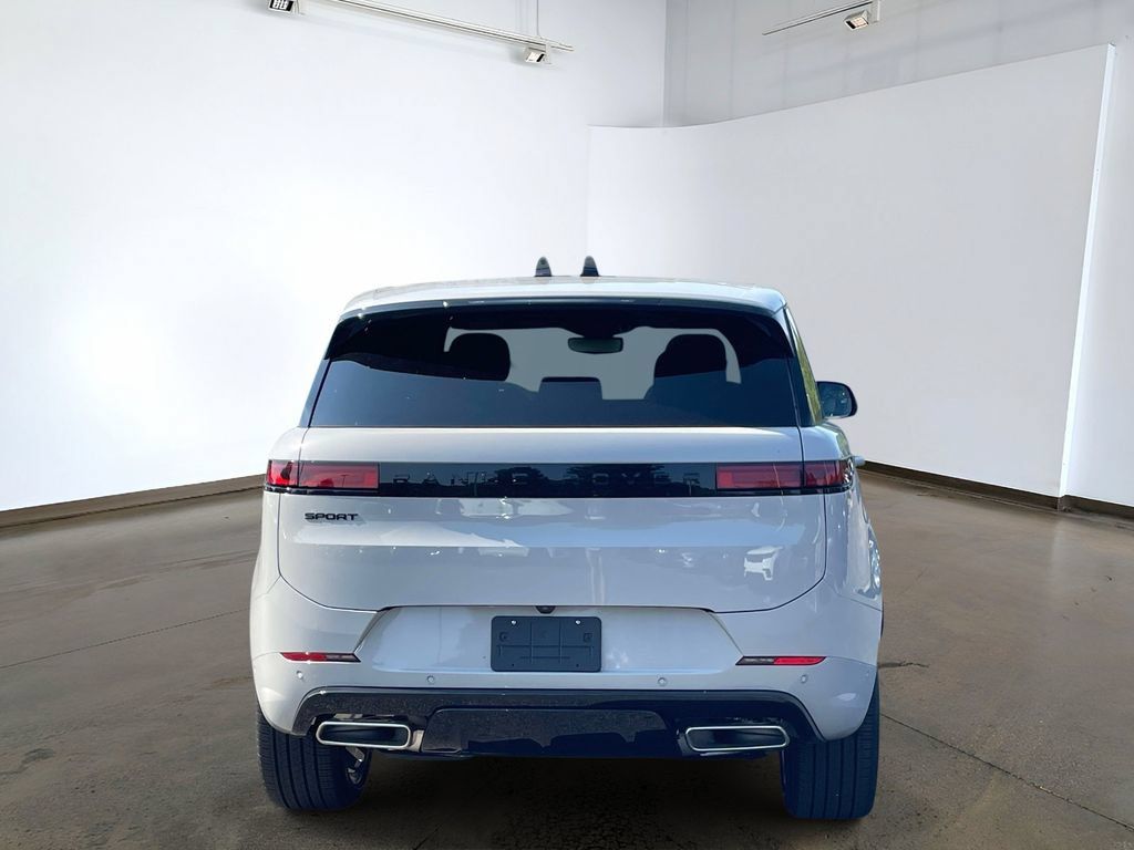 New 2026 Land Rover Range Rover Sport Dynamic SE AWD/4WD image 5