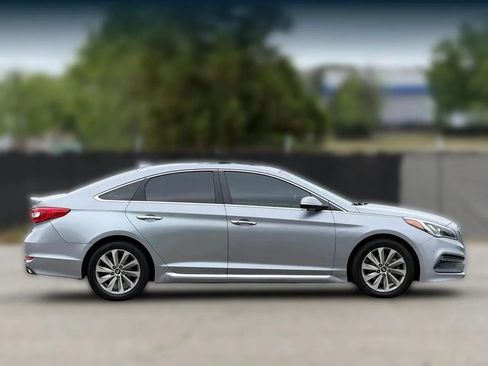 Used 2016 Hyundai Sonata Sport w/ Option Group 1V FWD image 7