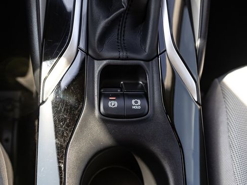 Used 2023 Toyota Corolla LE image 10