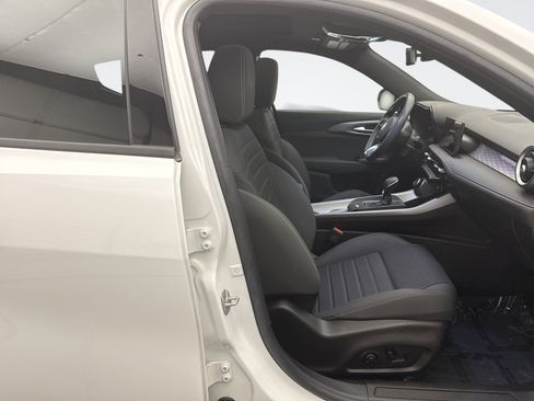 Used 2024 Alfa Romeo Tonale Ti AWD/4WD image 18
