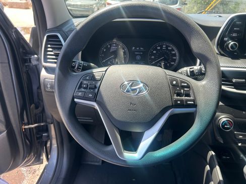 Used 2019 Hyundai Tucson SEL FWD image 18