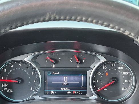 Used 2020 Chevrolet Equinox LT FWD image 19