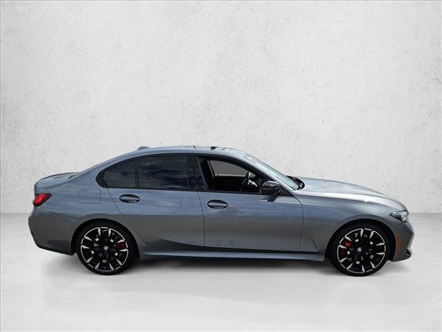 Used 2026 BMW 330i Sedan w/ M Sport Package RWD image 4