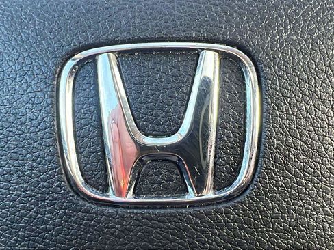 Used 2018 Honda Civic EX-T image 29