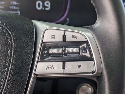 Used 2023 Kia Telluride LX image 20