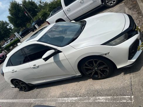 Used 2017 Honda Civic Sport Touring image 3