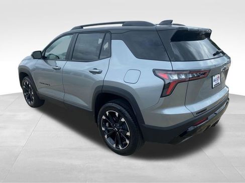 New 2026 Chevrolet Equinox RS w/ Convenience Package III FWD image 3