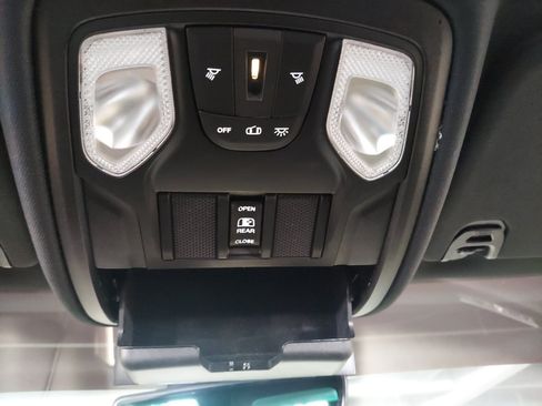 Used 2021 RAM 1500 Lone Star AWD/4WD image 18