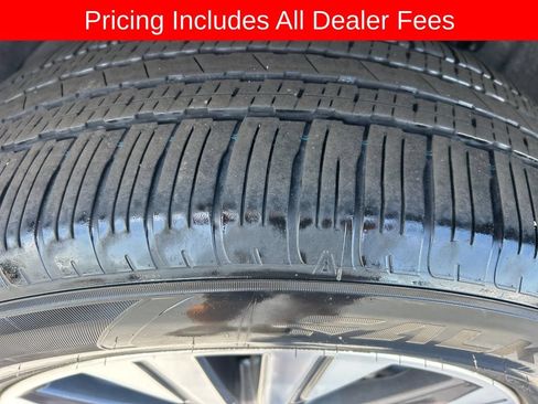 Used 2022 Nissan Rogue SV FWD image 23