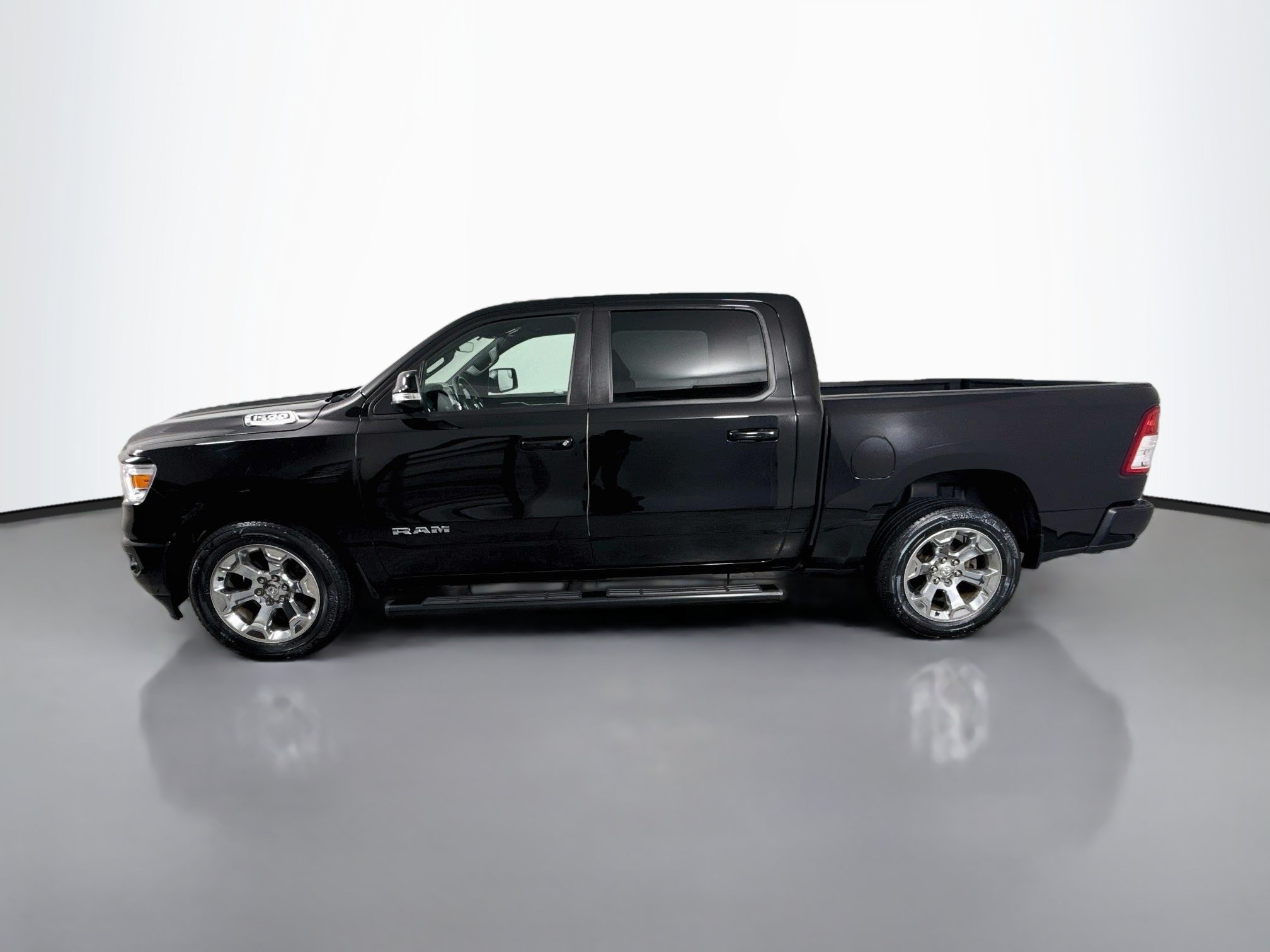 Used 2019 RAM 1500 Big Horn AWD/4WD image 4