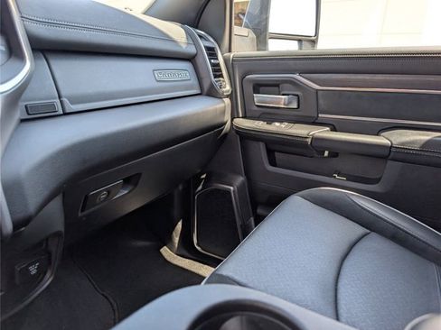 Used 2026 RAM 2500 Laramie AWD/4WD image 27