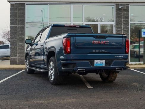 Used 2024 GMC Sierra 1500 Denali AWD/4WD image 4