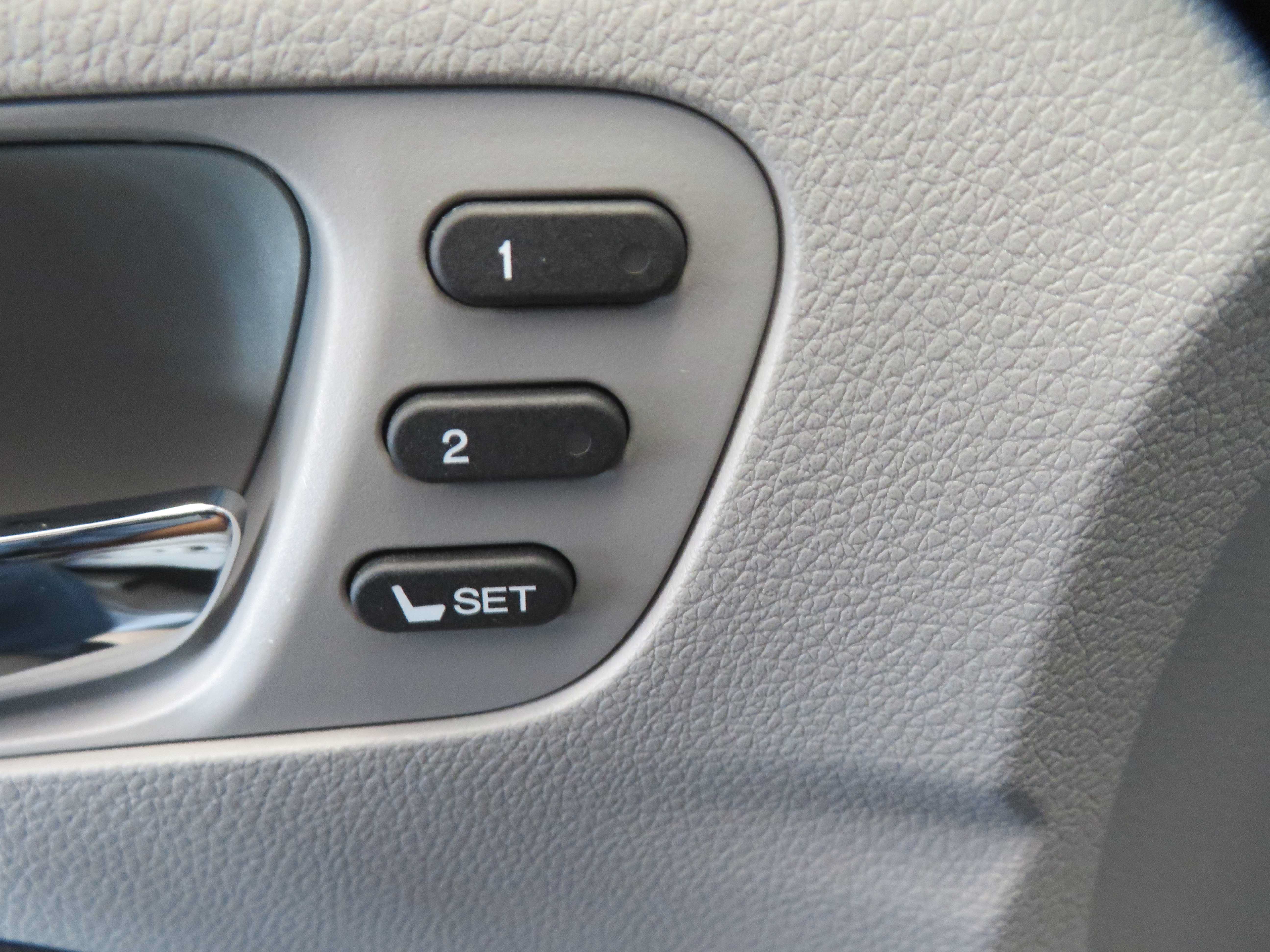Used 2017 Honda Pilot Elite image 65