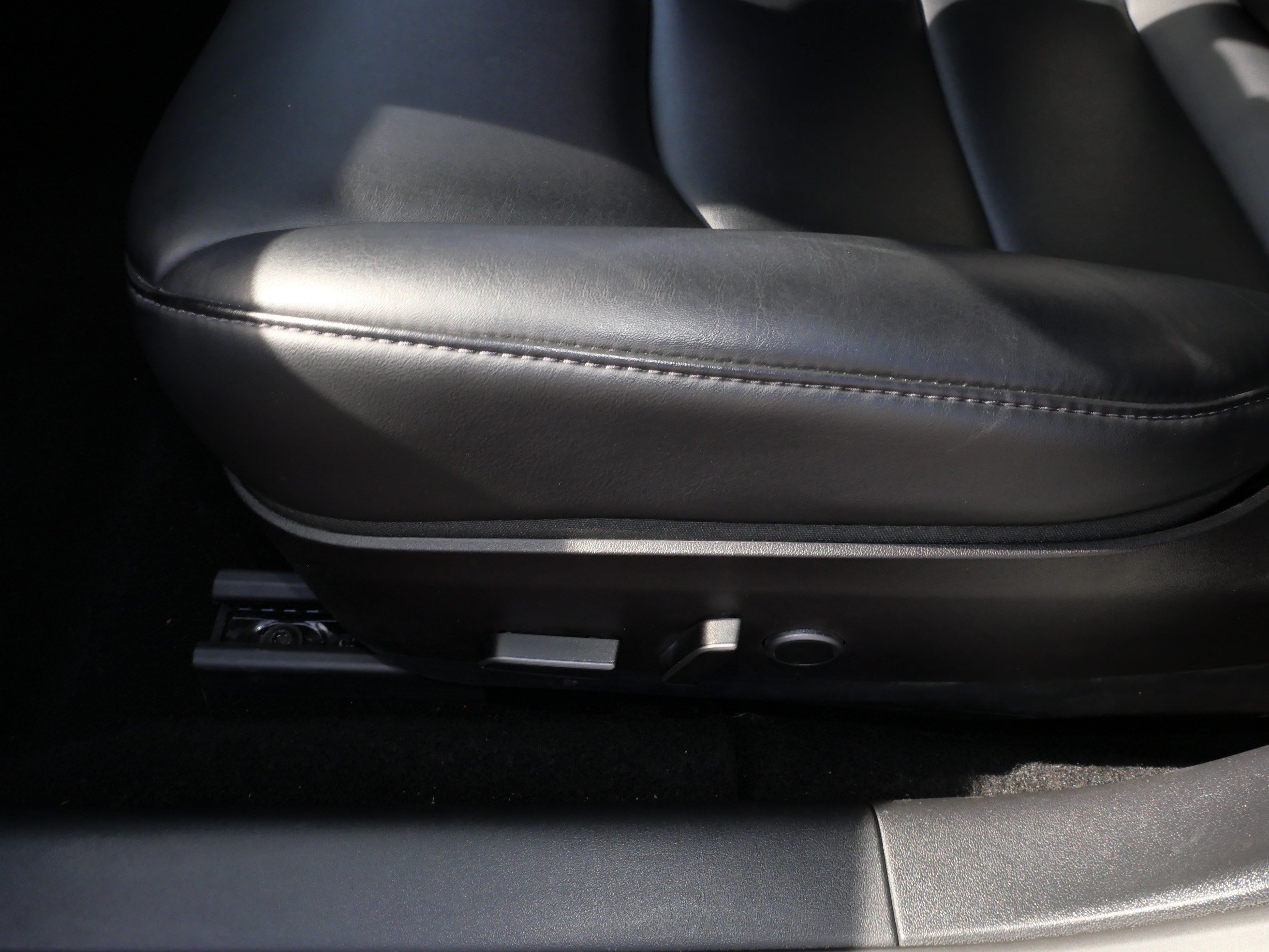 Used 2022 Tesla Model 3 Long Range AWD/4WD image 20